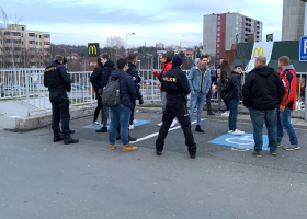 Dětské gangy si domluvily v Praze bitku. Policie ji překazila