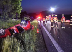 Pět lidí zemřelo při nehodách v Karlovarském kraji během soboty a neděle