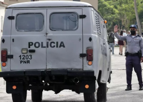 Na Kubě lákali mladé muže do ruské armády. Teď je zatkla policie