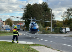 srážka vlaku a osobního auta