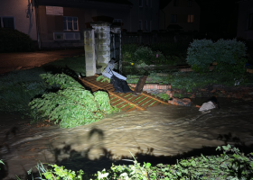 Meteorologové vydali výstrahu před dalšími rozmary počasí. Hrozí silné bouřky, kroupy i povodně