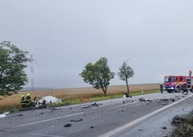 Jeden lidský život si vyžádala tragická nehoda u Protivína