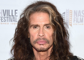 Aerosmith končí, Steven Tyler se ze zranění hlasivek nikdy nezotaví